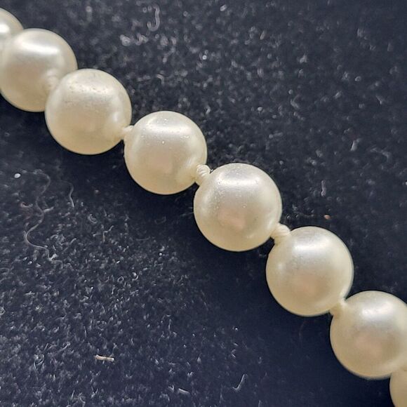 Vintage Hollywood Glam Simulated Pearl Choker Collar Necklace 18in - Picture 1 of 3